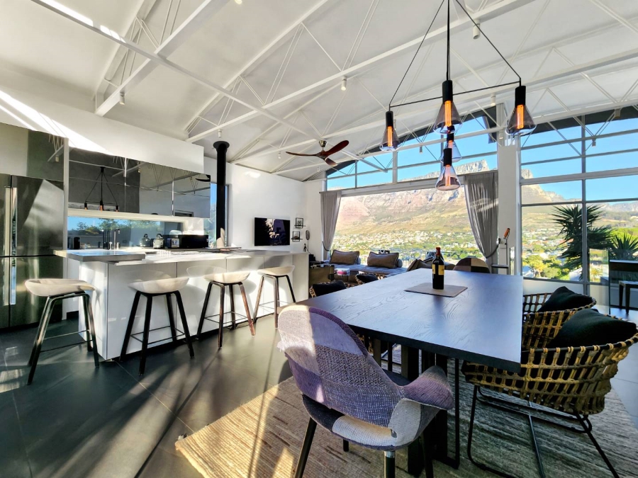 4 Bedroom Property for Sale in Tamboerskloof Western Cape